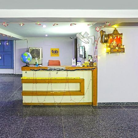 Fabhotel White House Bnb - Nr Yashobhoomi Convention Centre Делхи Екстериор снимка