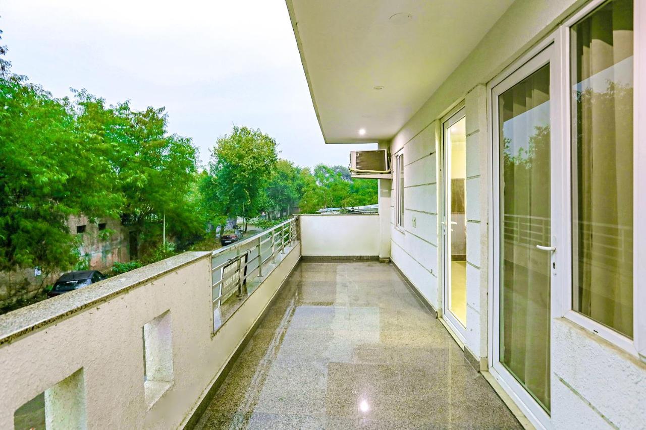 Fabhotel White House Bnb - Nr Yashobhoomi Convention Centre Делхи Екстериор снимка