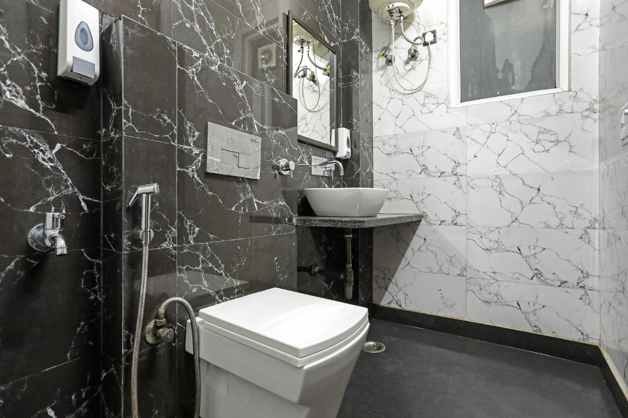 Fabhotel White House Bnb - Nr Yashobhoomi Convention Centre Делхи Екстериор снимка